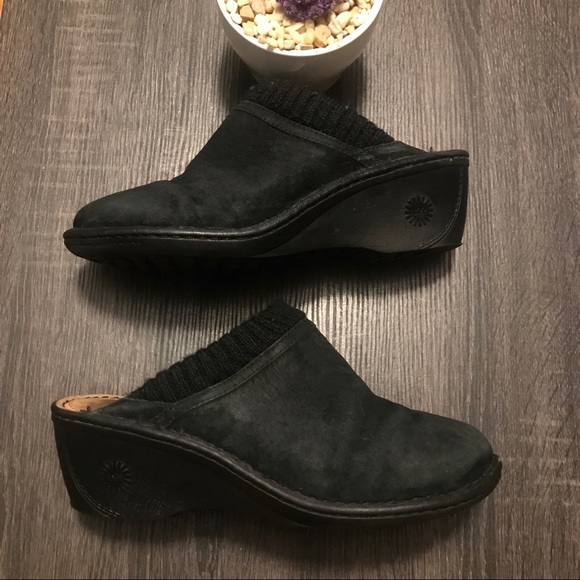 UGG Shoes - UGG AUSTRALIA Gael Black Mules Clogs 10
